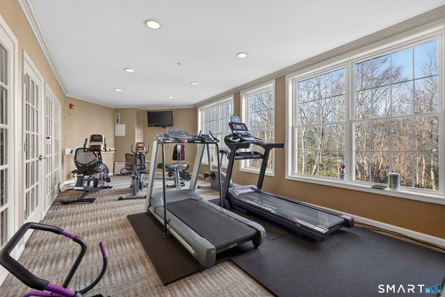 2590 Gold Star Highway 110, Groton, CT 06355