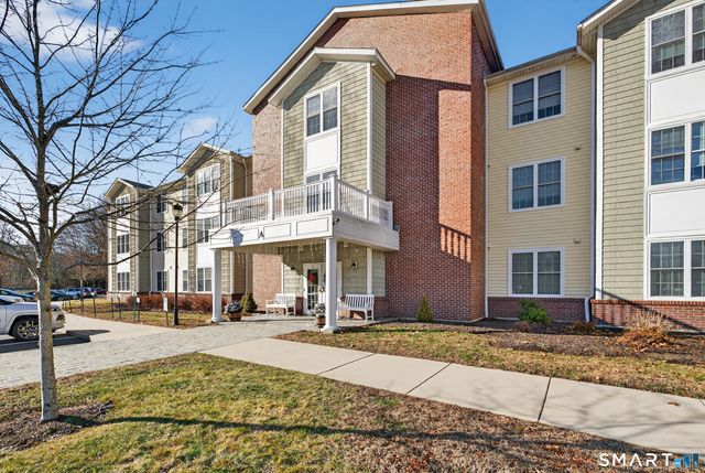 2590 Gold Star Highway 110, Groton, CT 06355