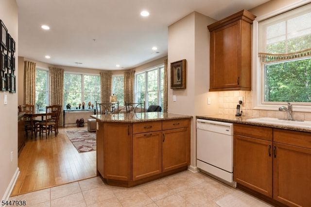 5103 Pointe Gate Dr 5103, Livingston Twp., NJ 07039