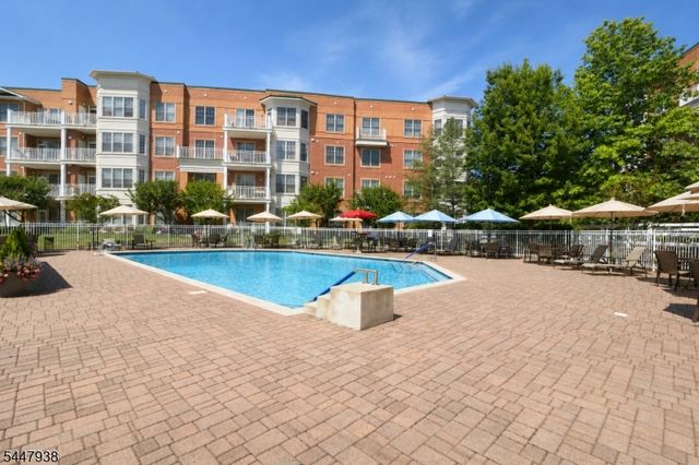 5103 Pointe Gate Dr 5103, Livingston Twp., NJ 07039
