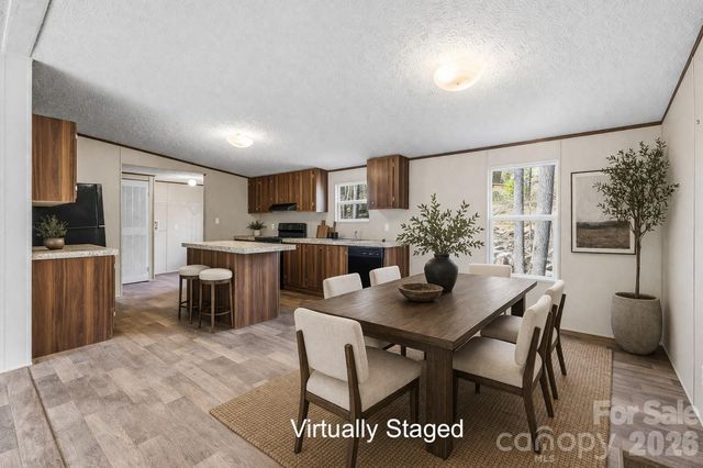 45 Alan Retreat Road, Hendersonville, NC 28792