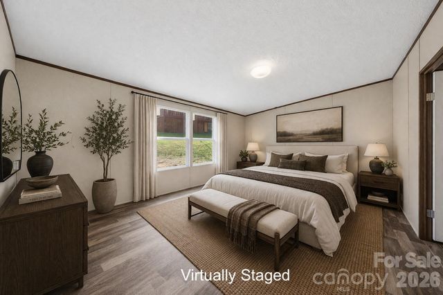 45 Alan Retreat Road, Hendersonville, NC 28792