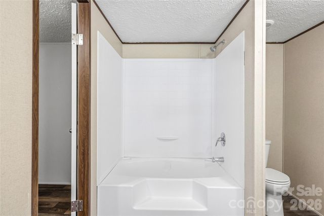 45 Alan Retreat Road, Hendersonville, NC 28792