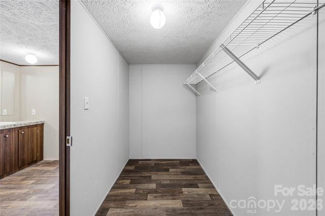 45 Alan Retreat Road, Hendersonville, NC 28792