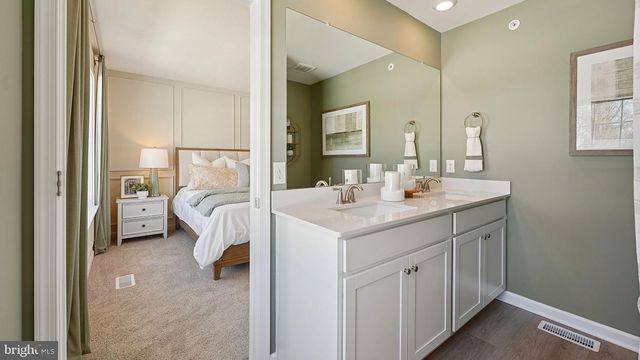 582 SWAMP CREEK RD, Bechtelsville, PA 19505