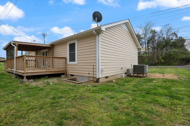 101 Birch St, Dickson, TN 37055