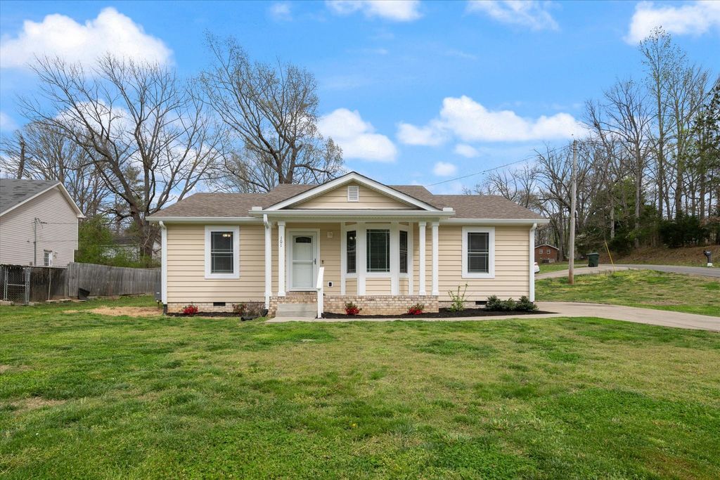101 Birch St, Dickson, TN 37055