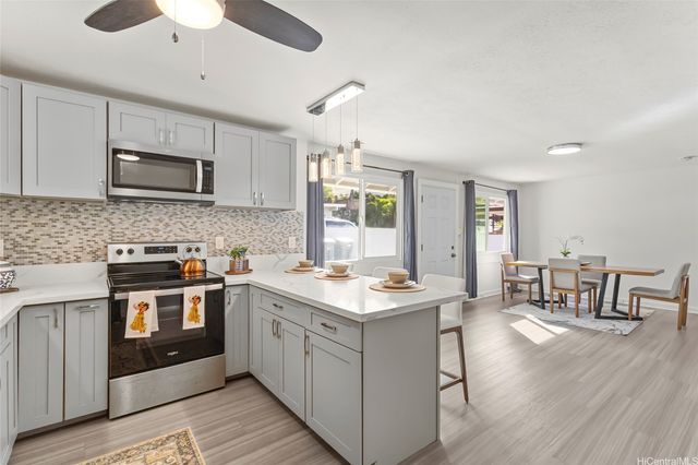 3015 Alencastre Place, Honolulu, HI 96816