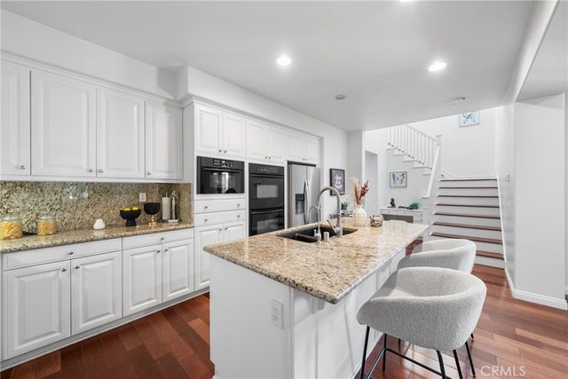 26 Twin Gables, Irvine, CA 92620