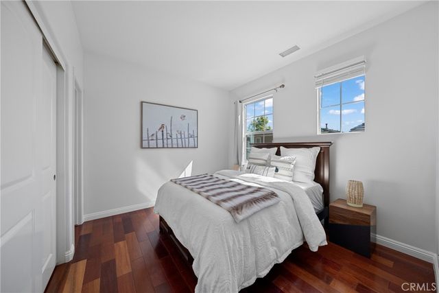 26 Twin Gables, Irvine, CA 92620