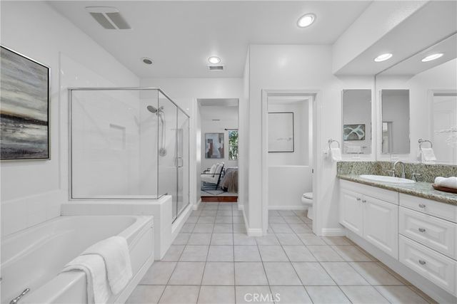 26 Twin Gables, Irvine, CA 92620