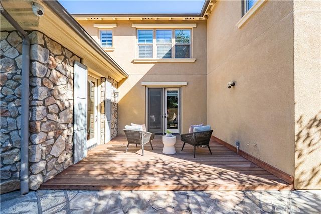 26 Twin Gables, Irvine, CA 92620