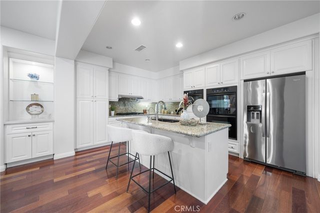 26 Twin Gables, Irvine, CA 92620