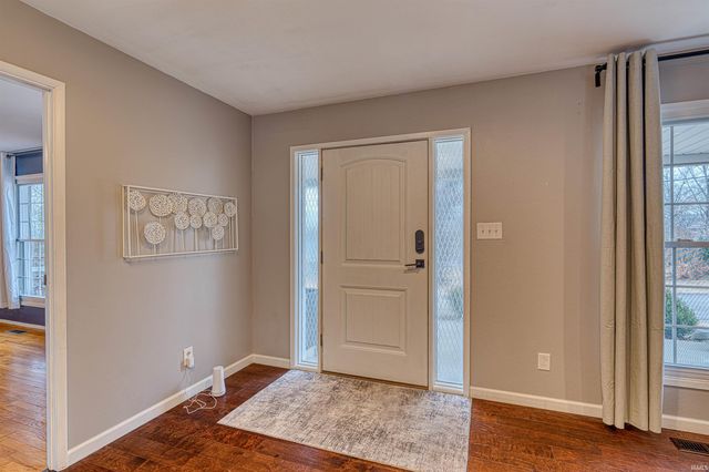 212 E Berkeley Avenue, Evansville, IN 47711