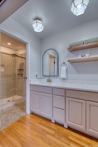 212 E Berkeley Avenue, Evansville, IN 47711