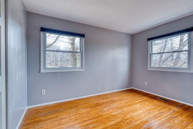 212 E Berkeley Avenue, Evansville, IN 47711