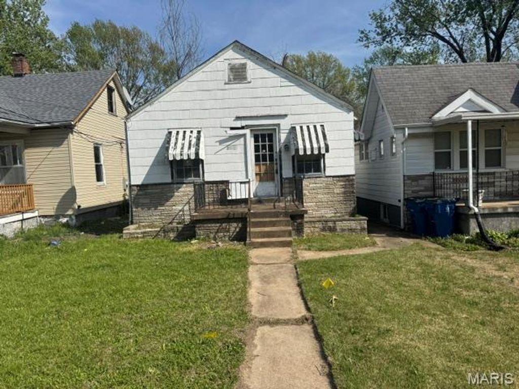 5216 Hamilton Avenue, St Louis, MO 63136