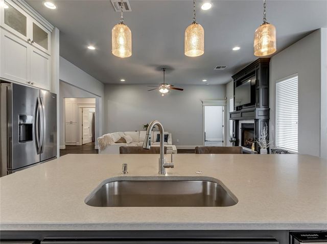 11521 NW 107th Street, Yukon, OK 73099