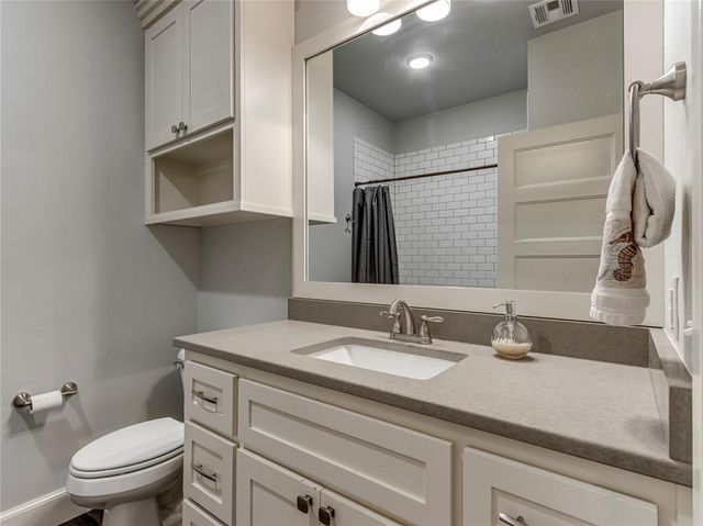 11521 NW 107th Street, Yukon, OK 73099