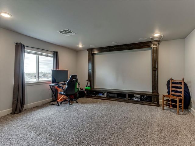 11521 NW 107th Street, Yukon, OK 73099