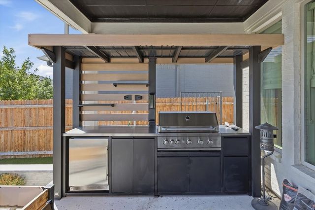 405 Point Vista Drive, Aledo, TX 76008