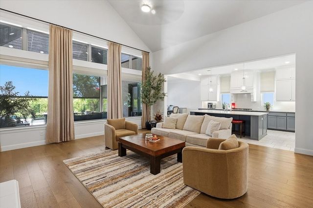 405 Point Vista Drive, Aledo, TX 76008