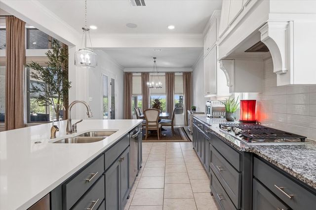 405 Point Vista Drive, Aledo, TX 76008