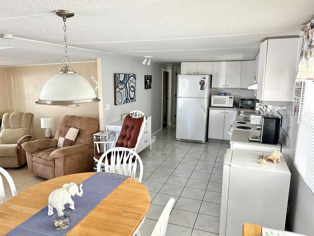 3332 Broadway Street, Hollywood, FL 33021