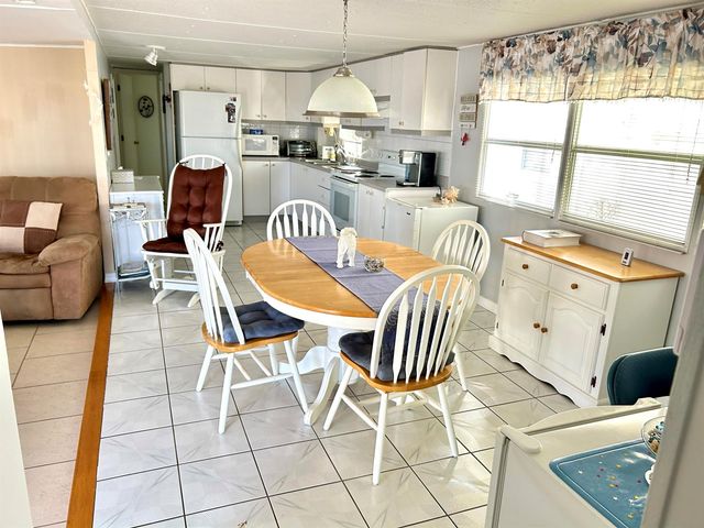 3332 Broadway Street, Hollywood, FL 33021