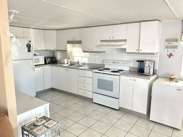 3332 Broadway Street, Hollywood, FL 33021