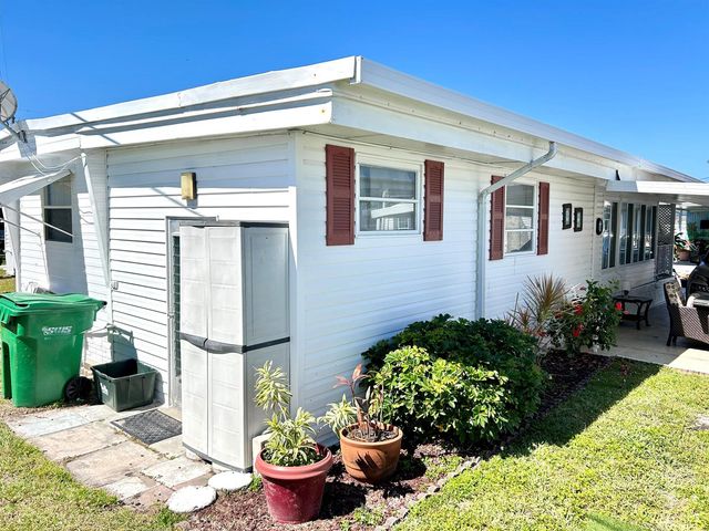 3332 Broadway Street, Hollywood, FL 33021