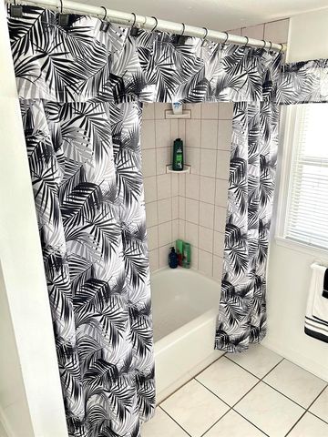 3332 Broadway Street, Hollywood, FL 33021