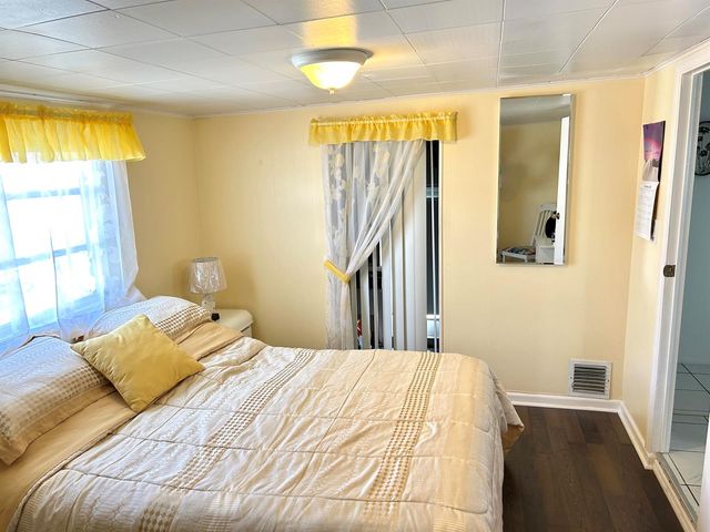 3332 Broadway Street, Hollywood, FL 33021