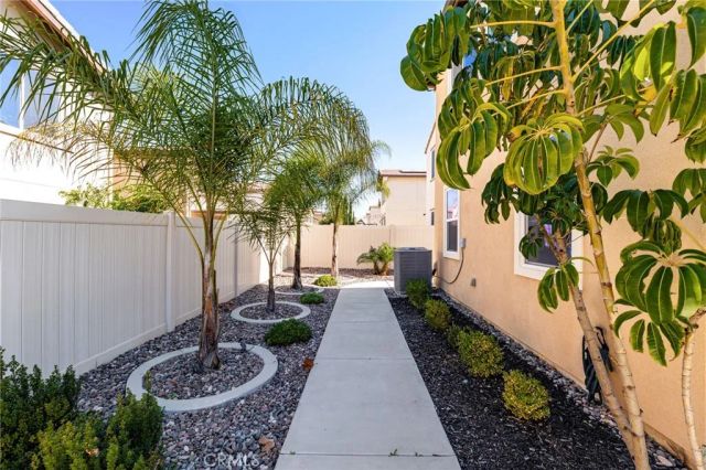 38464 Rosegate, Murrieta, CA 92563