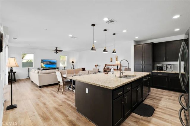 38464 Rosegate, Murrieta, CA 92563