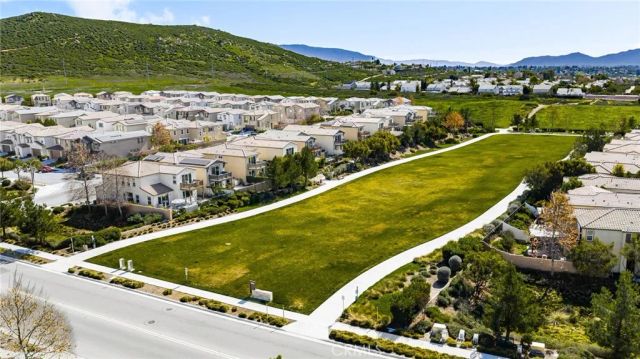 38464 Rosegate, Murrieta, CA 92563