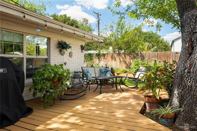 1512 Hibiscus Avenue, Mcallen, TX 78501