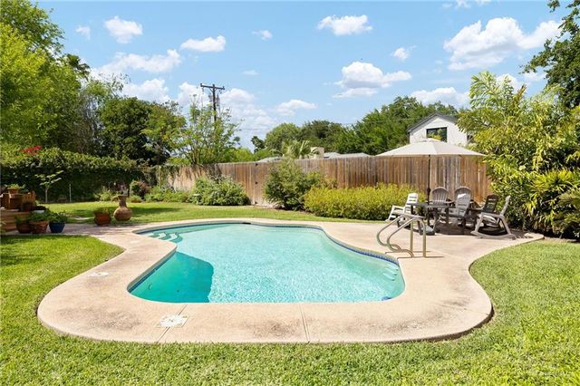 1512 Hibiscus Avenue, Mcallen, TX 78501