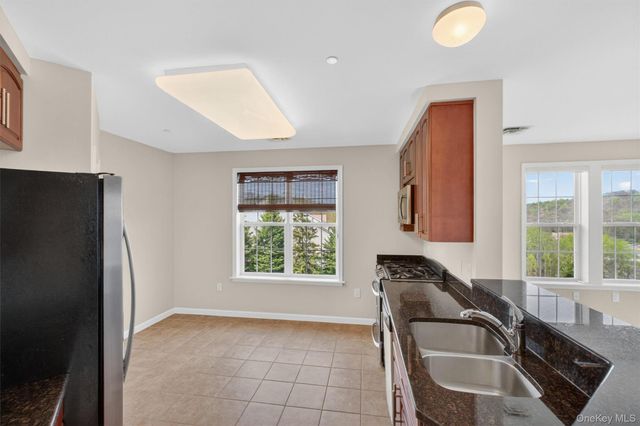 2 Blair Heights 3331, Carmel, NY 10512