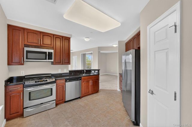 2 Blair Heights 3331, Carmel, NY 10512