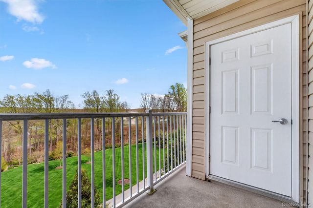 2 Blair Heights 3331, Carmel, NY 10512