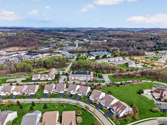 2 Blair Heights 3331, Carmel, NY 10512