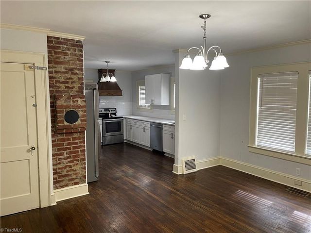 2419 S Fayetteville Street, Asheboro, NC 27205