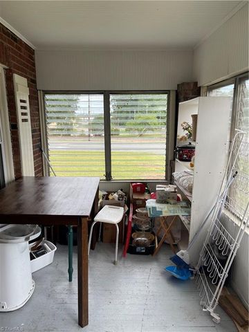 2419 S Fayetteville Street, Asheboro, NC 27205