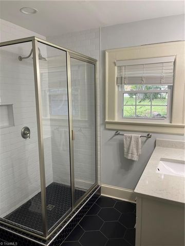 2419 S Fayetteville Street, Asheboro, NC 27205