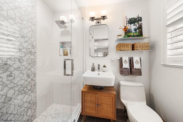 140 HIGHLAND AVENUE, Dunedin, FL 34698