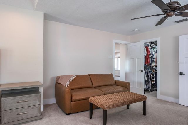 11400 8TH STREET E, Treasure Island, FL 33706