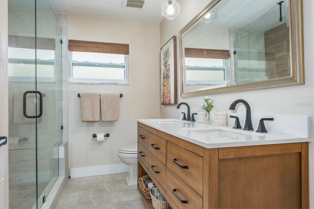 11400 8TH STREET E, Treasure Island, FL 33706