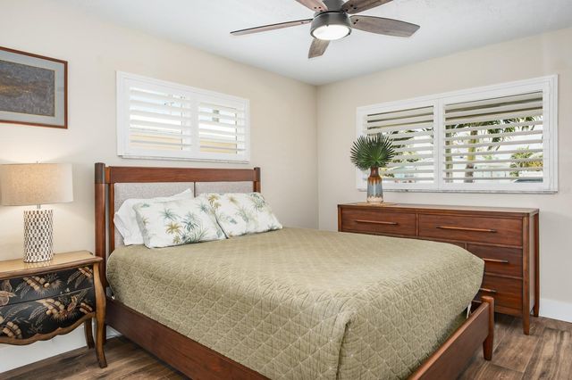 11400 8TH STREET E, Treasure Island, FL 33706