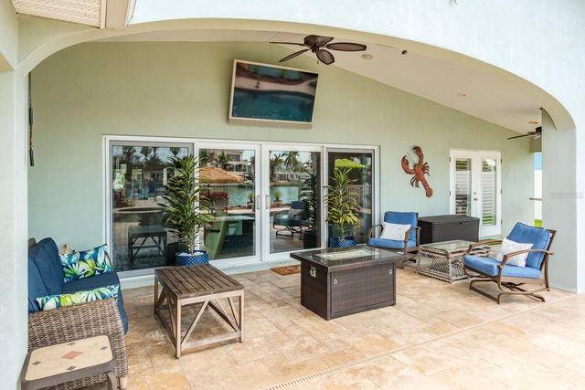 11400 8TH STREET E, Treasure Island, FL 33706